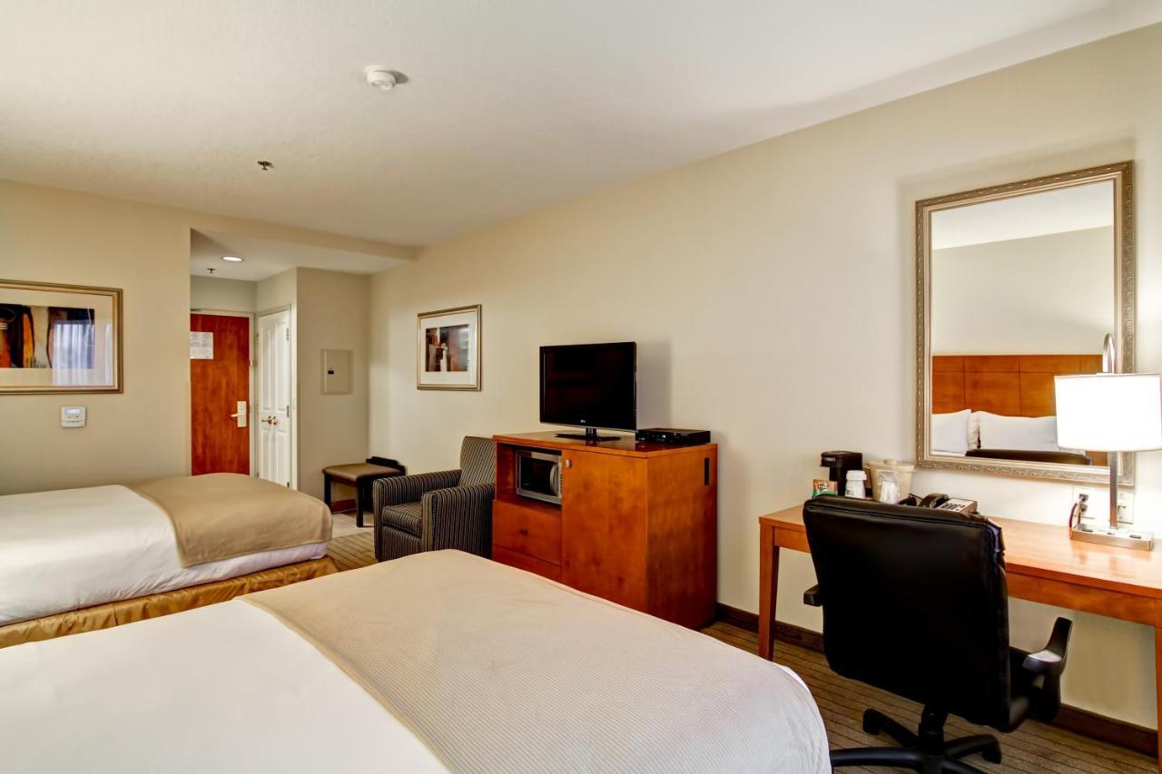 Holiday Inn Express And Suites Guelph, An Ihg Hotel Eksteriør bilde